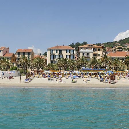 Hotel Gambone Finale Ligure Exterior foto