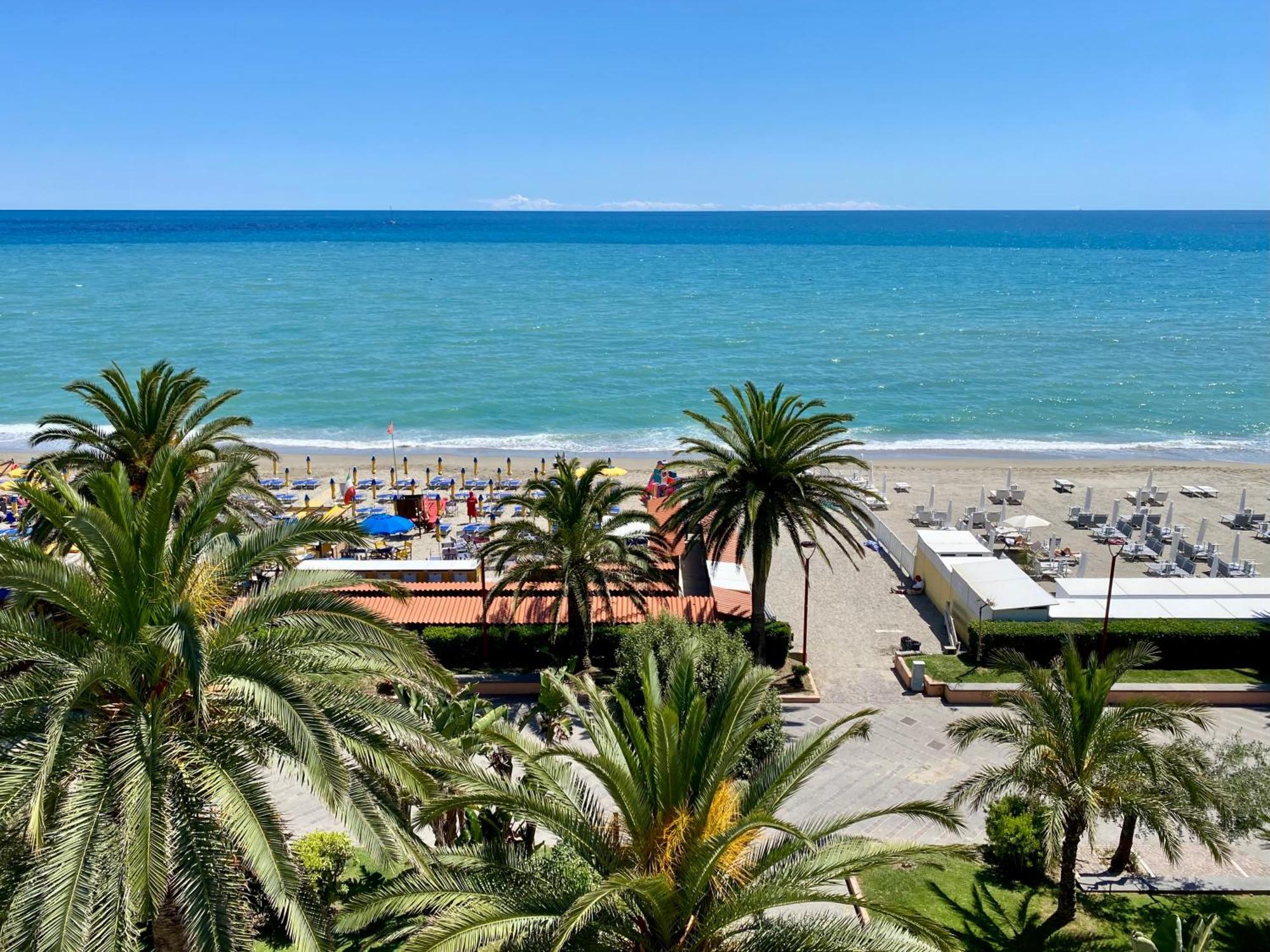 Hotel Gambone Finale Ligure Exterior foto
