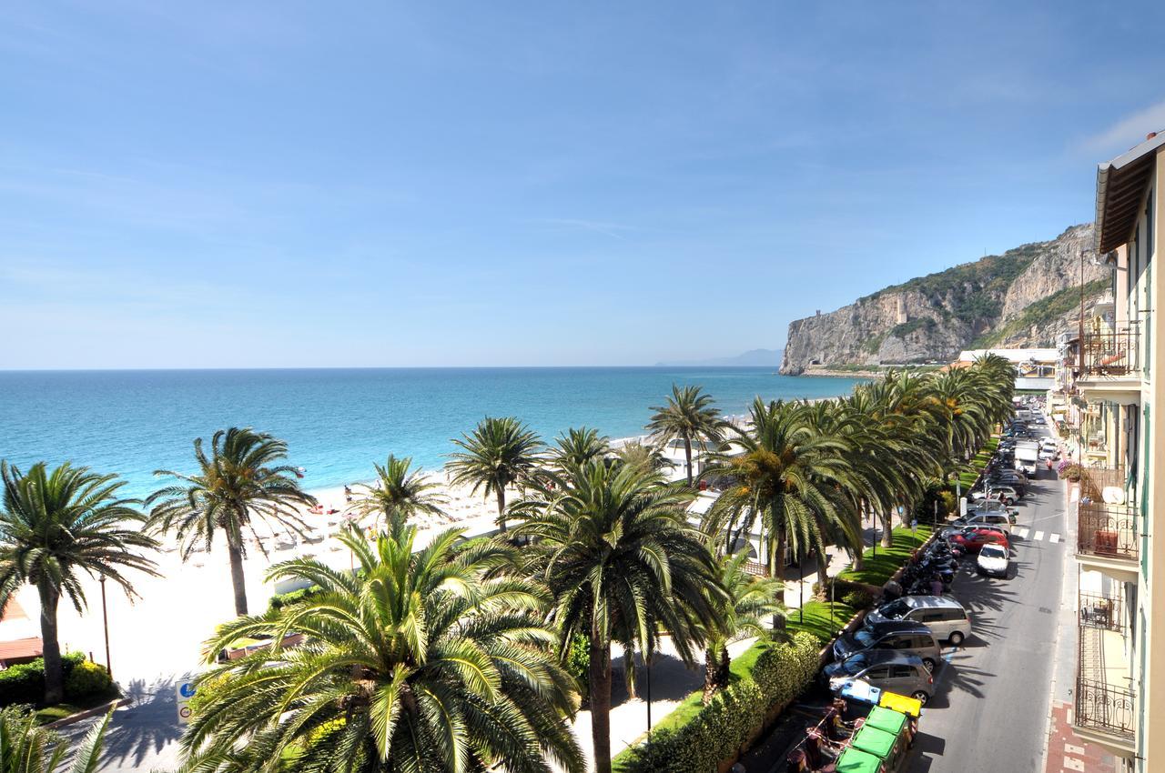 Hotel Gambone Finale Ligure Exterior foto