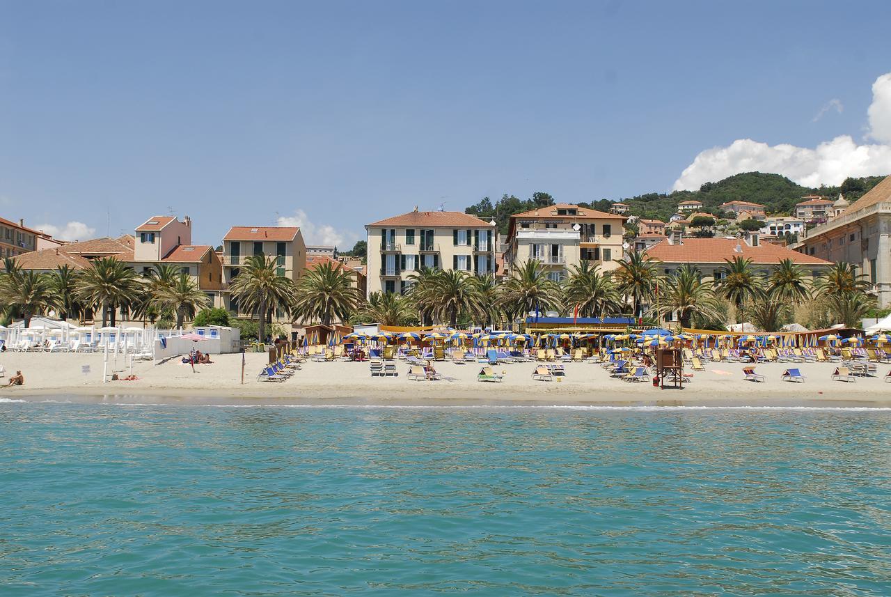 Hotel Gambone Finale Ligure Exterior foto
